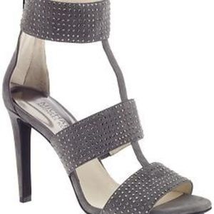 VGUC Michael Kors Kymara T-strap in gray suede